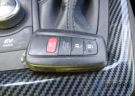 2023 Toyota Rav4 Hybrid Xse z USA, uszkodzony, nr VIN 4T3E6RFV5PU106459